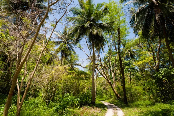 Paisaje tropical de Koh Poda — Foto de Stock