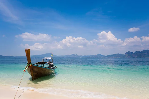 Tropical landscape of Koh Poda — Stock Photo, Image