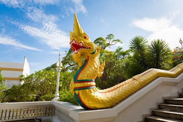 Tempio di Krabi Wat Kaew Korawaram — Foto Stock