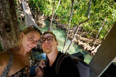 Tha Pom mangrov rezerv turist