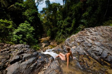 Turist Huai için şelale üzerinde