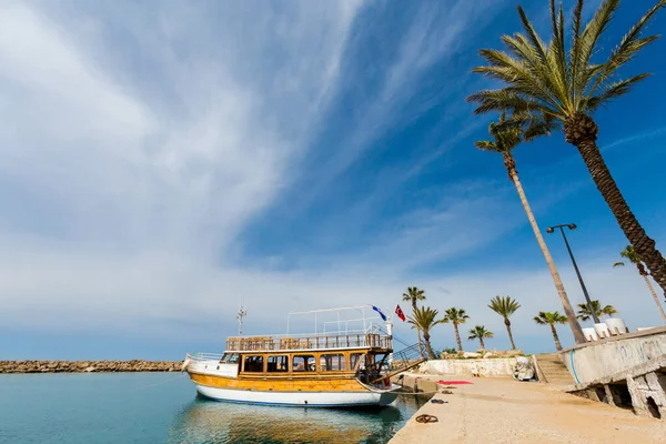 Türkiye, Antalya 'daki Side City' nin güzel antik liman mimarisi. Güzel eski arkeoloji parkı.