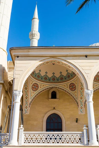 美丽的Mrk的建筑 土耳其Manavgat市的Kulliye Cami 安塔利亚 漂亮的骶骨建筑 — 图库照片