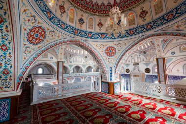Mrk 'in güzel mimarisi. Türkiye 'nin Manavgat kentinde Kulliye Cami, Antalya. Güzel sakral bina..