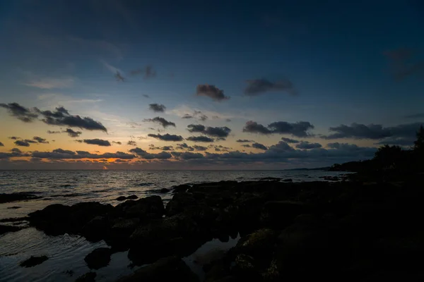 位于越南奎罗地区的热带富国岛上的夏日落日海景 昂朗海滩的景观 — 图库照片