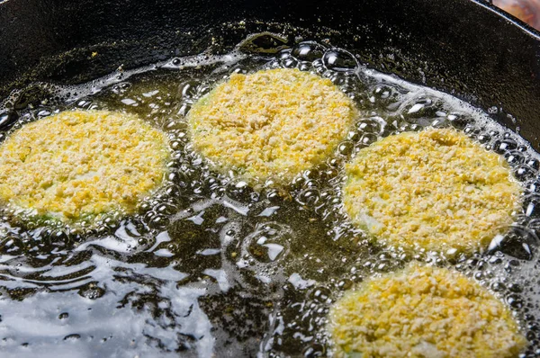 Fette di pomodoro verde fritte — Foto Stock