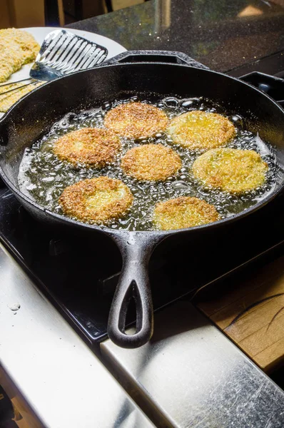 Tranches de tomate verte frites — Photo