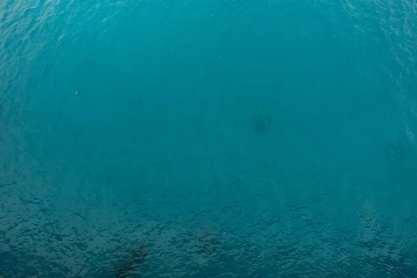 Fondo de agua con olas pacíficas — Foto de Stock