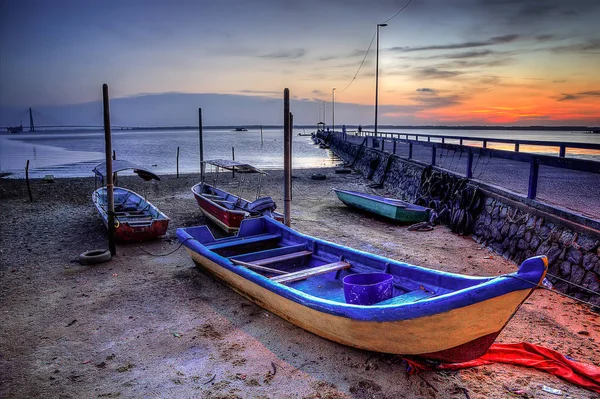 Zonsondergang en zonsopgang weergave — Stockfoto