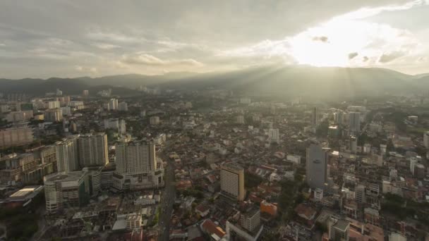 Timelapse van Jalan Dato Keramat, Georgetown uit Komtar, het bovenaanzicht. — Stockvideo