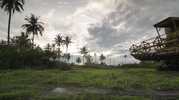 Colheitadeira Timelapse na fazenda agrícola . — Vídeo de Stock