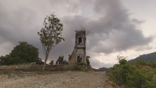 Coucher de soleil Timelapse avec nuage de pluie — Video