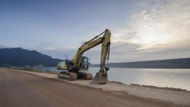 Zeitraffer Sonnenuntergang Bagger Parken — Stockvideo