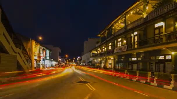 Timelapse panorámica de izquierda a derecha en Burmah Road con tráfico ocupado — Vídeos de Stock