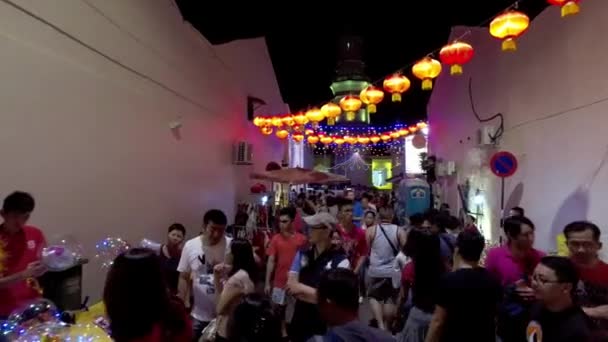 Chinees Nieuwjaar viering voor traditionele Acheen moskee. — Stockvideo