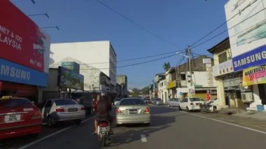 Jalan Stesen 'deki yerel dükkan, BM.