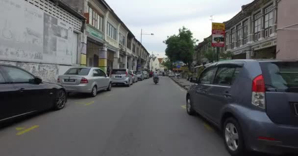 Rijden in Lebuh Cannon, Penang. — Stockvideo