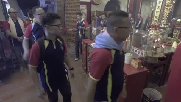 Penang Malaisie Mars 2018 Les Votants Tournent Intérieur Temple Lors — Video