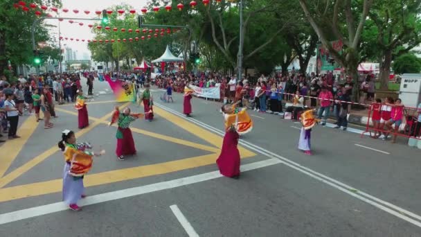 Penang Malaysia Mart 2018 Yüksek Açılı Yosakoi Geçit Töreni — Stok video