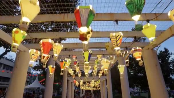 Penang Malaysia Μαρτίου 2018 Φανοί Αερόστατου Ζεστού Αέρα Διακοσμημένοι Στην — Αρχείο Βίντεο