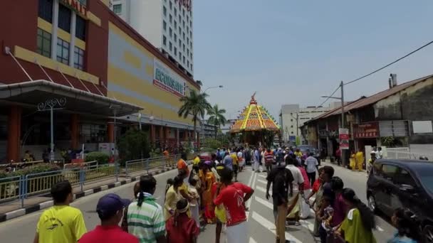 Bukit Mertajam Malaysia March 2018 Devoteers Pull Chariots Arrive Main — 비디오