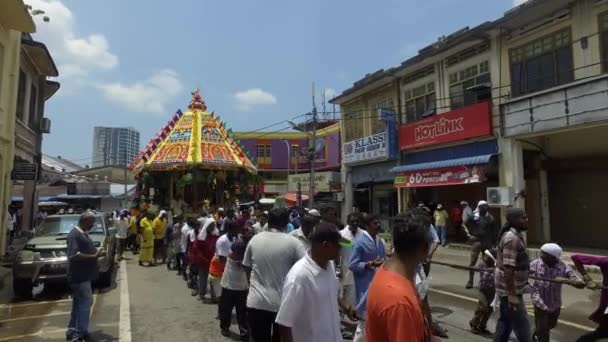 Bukit Mertajam Malaysia Mart 2018 Hindu Fanatikler Arabasını Kasabada Çekerler — Stok video