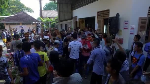 Penang Malaysia April 2018 Muestras Agua Durante Festival Songkran Templo — Vídeos de Stock