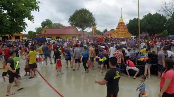 Bukit Mertajam Malaysia Квітня 2018 Люди Грають Воду Крейду Водному — стокове відео