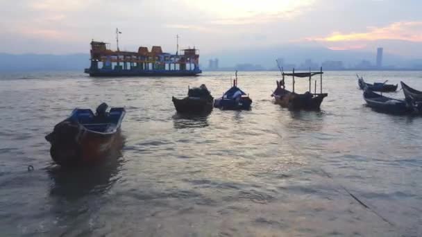 Butterworth Penang Malaysia Giu 2018 Arrivo All Ora Del Tramonto — Video Stock