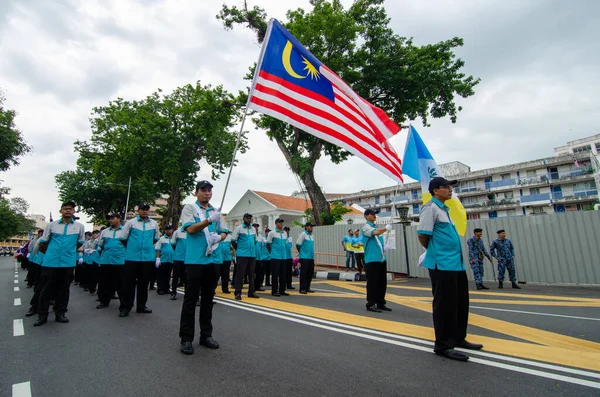 Local participar en el desfile de la independencia . — Foto de Stock