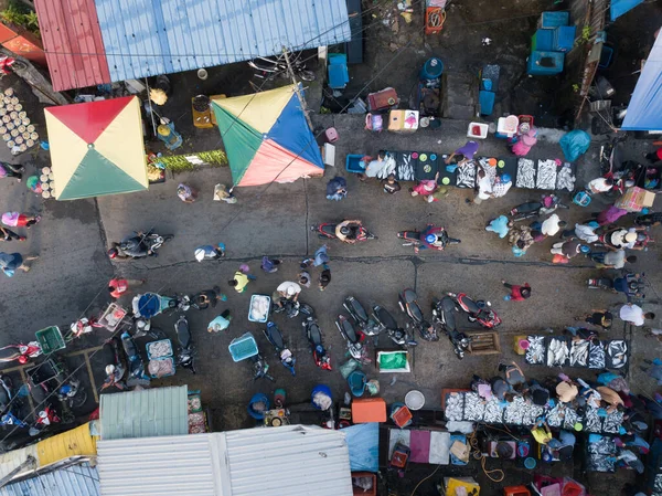 Aerial view look down people go to mornnig market( pasar pagi). — Stock Photo, Image