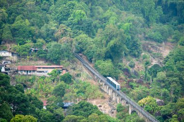 Penang Hill Füniküler arabası tepede..