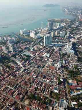 Hava görüntüsü Georgetown Heritage ve Karpal Singh Drive arka plan olarak.