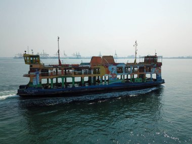 Penang Feribotu Coronavirüs salgını nedeniyle az sayıda yolcuyla