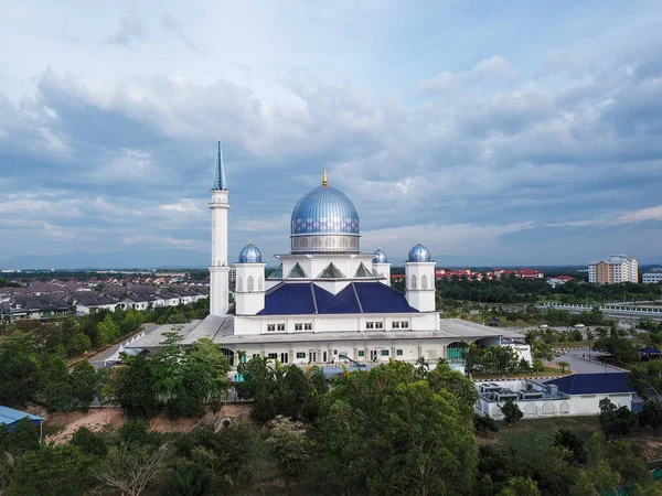 Hava manzaralı Mescid Abdullah Fahim.