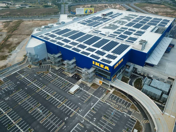 Vista aérea IKEA durante la orden de control de movimiento . —  Fotos de Stock