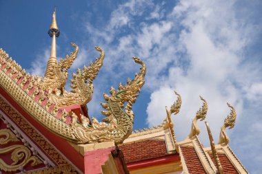 Tayland Budist Tapınağı. Heykelin detaylarını kapat