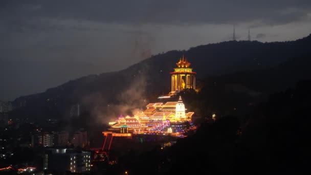 Ceremonia Anual Iluminación Templo Kek Lok Durante Año Nuevo Chino — Vídeos de Stock