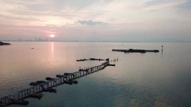 Jelutong, Penang, Malezya 'da hava manzaralı balıkçı iskelesi.