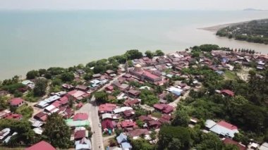 Hava manzaralı Mescid Jamek Al Hidayah Kuala Muda Penaga Seberang Perai Utara.
