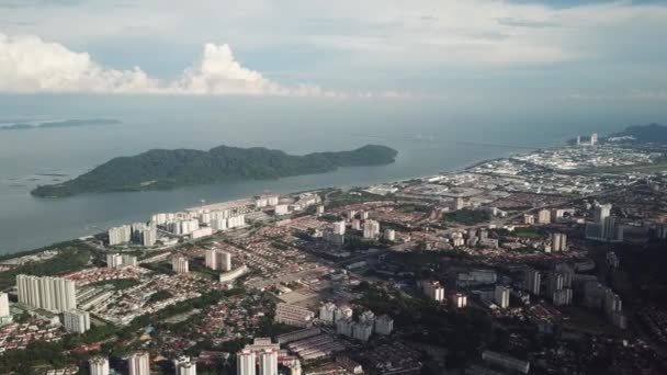 Panorama aéreo Sungai Dua ciudad . — Vídeos de Stock