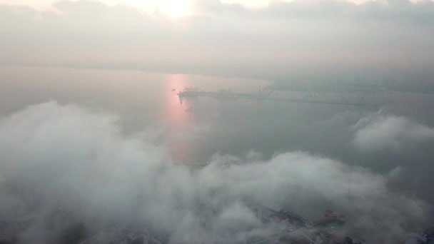 Georgetown şehrinden havadan konteynır terminali görüntüsü — Stok video