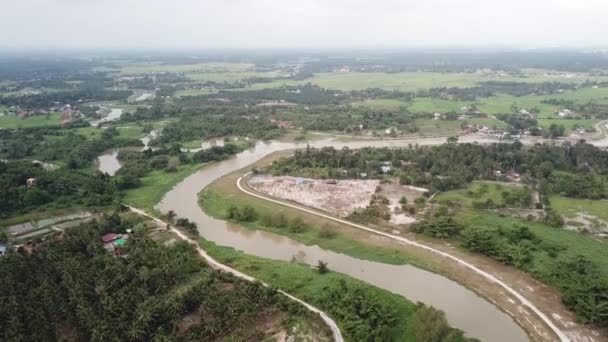 Το χωριό Malays δίπλα στο Sungai Perai, Penang — Αρχείο Βίντεο