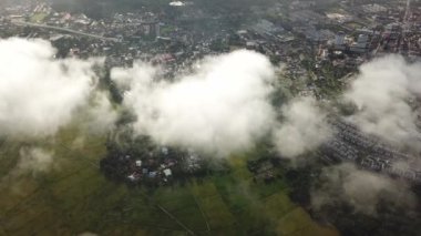 Bukit Mertajam 'daki hava manzaralı Malay köyü