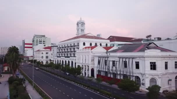 Pandangan udara Gedung Kereta Api Malaya sebagai latar belakang. — Stok Video
