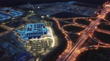 Açılıştan önce hava görüntüsü IKEA prizinden uçup gider