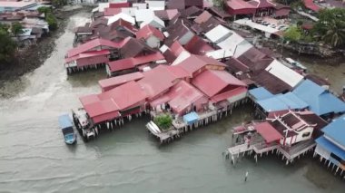 Geleneksel Çin yerleşim yerlerini takip ediyoruz..