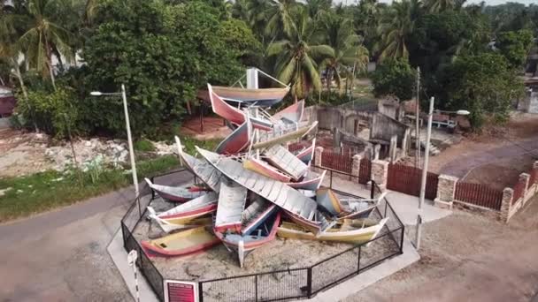 Aerial view Tsunami monument at Kuala Muda. — Stock Video