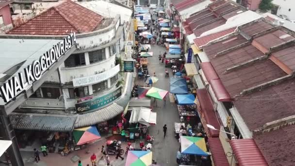Hawkers ξεκινούν επιχειρήσεις στο Jalan Kuala Kangsar — Αρχείο Βίντεο