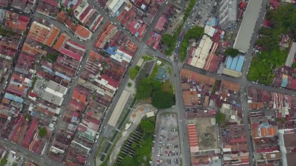 Luchtfoto naar beneden kijkend op UNESCO Georgetown World Heritage site. — Stockvideo